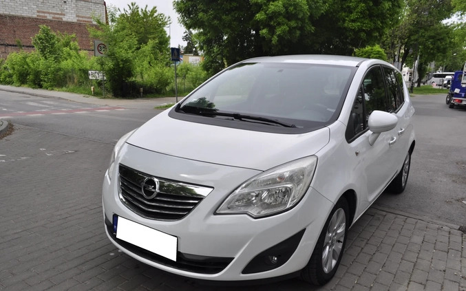 Opel Meriva cena 15900 przebieg: 198000, rok produkcji 2012 z Solec Kujawski małe 56